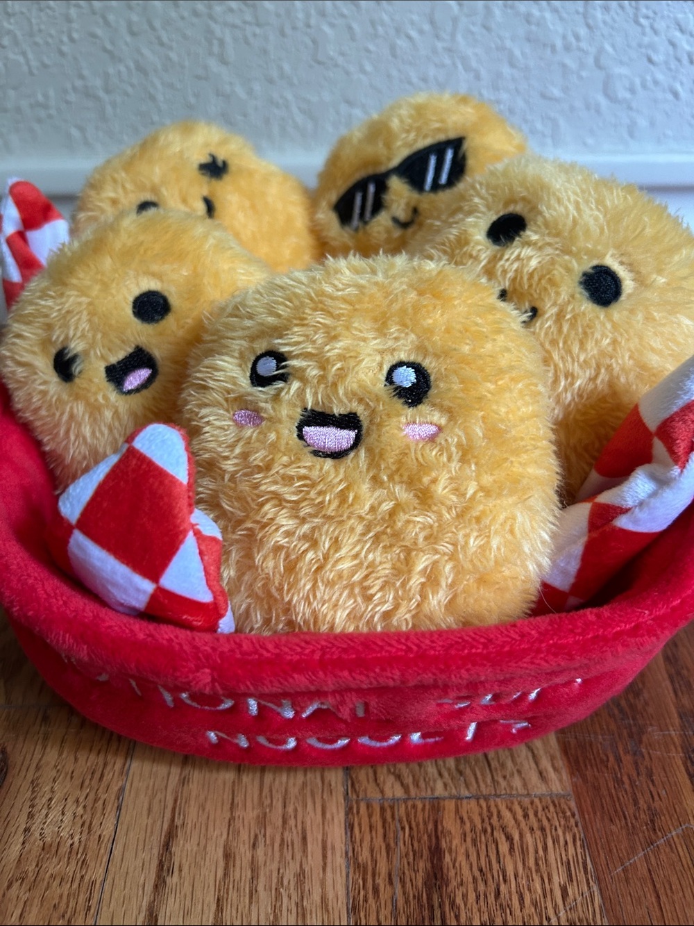 Emotional Support Chicken Nuggets stuffy set